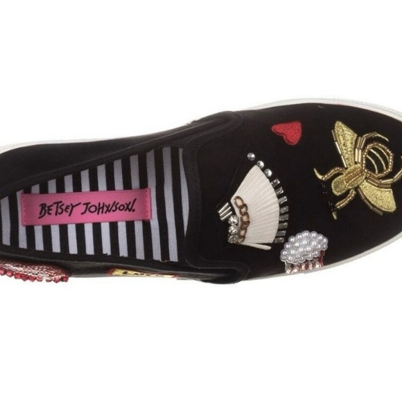 Like New Betsy Johnson Whimsical & Fun Rock & Roll Infused Slip-Ons w Bling! 8M - Picture 4 of 6